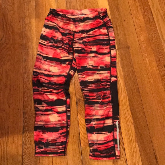 Old Navy Active Go Dry workout pants - Picture 3 of 3